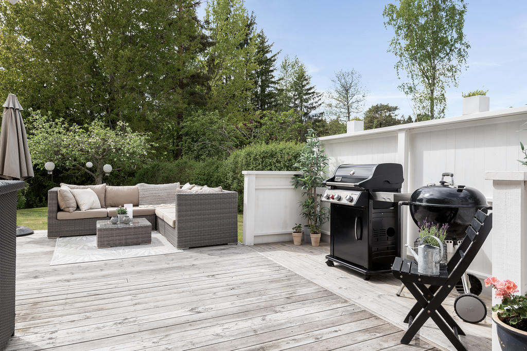Grill hörna och loungegrupp för kvällssolen 