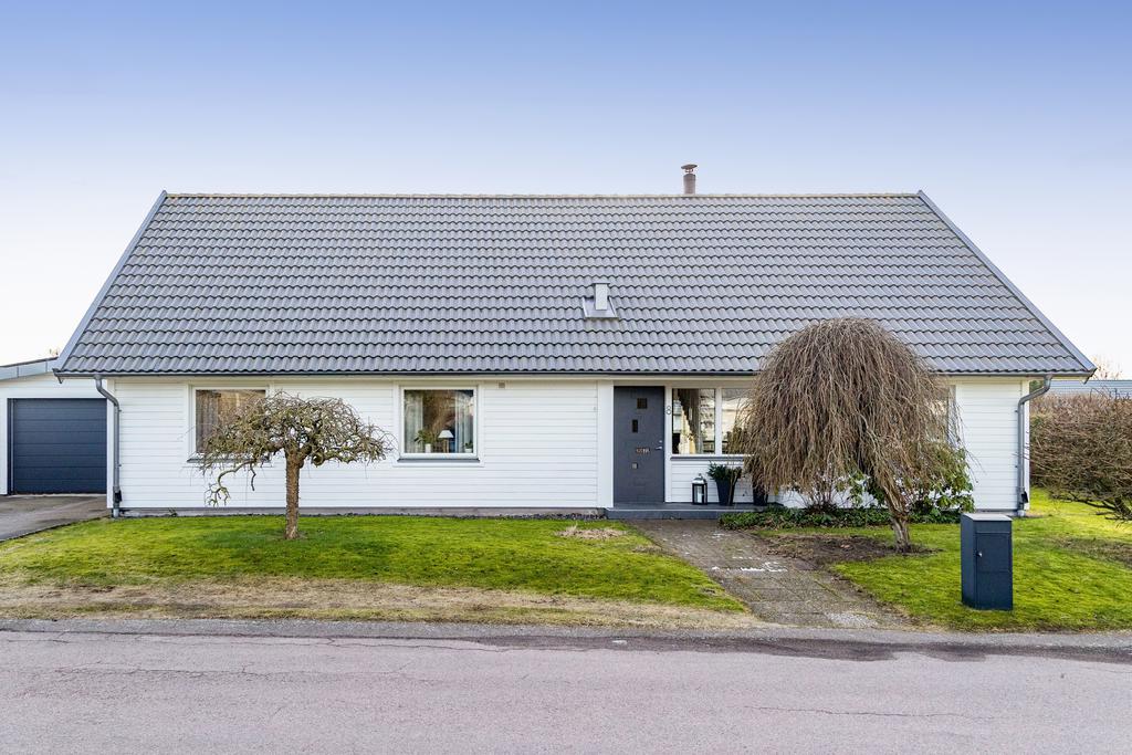Lodjursvägen 8.