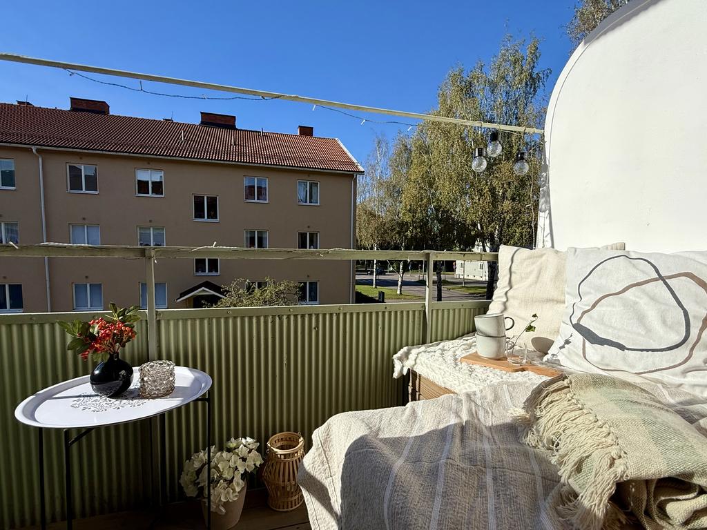 Balkong i härligt solläge