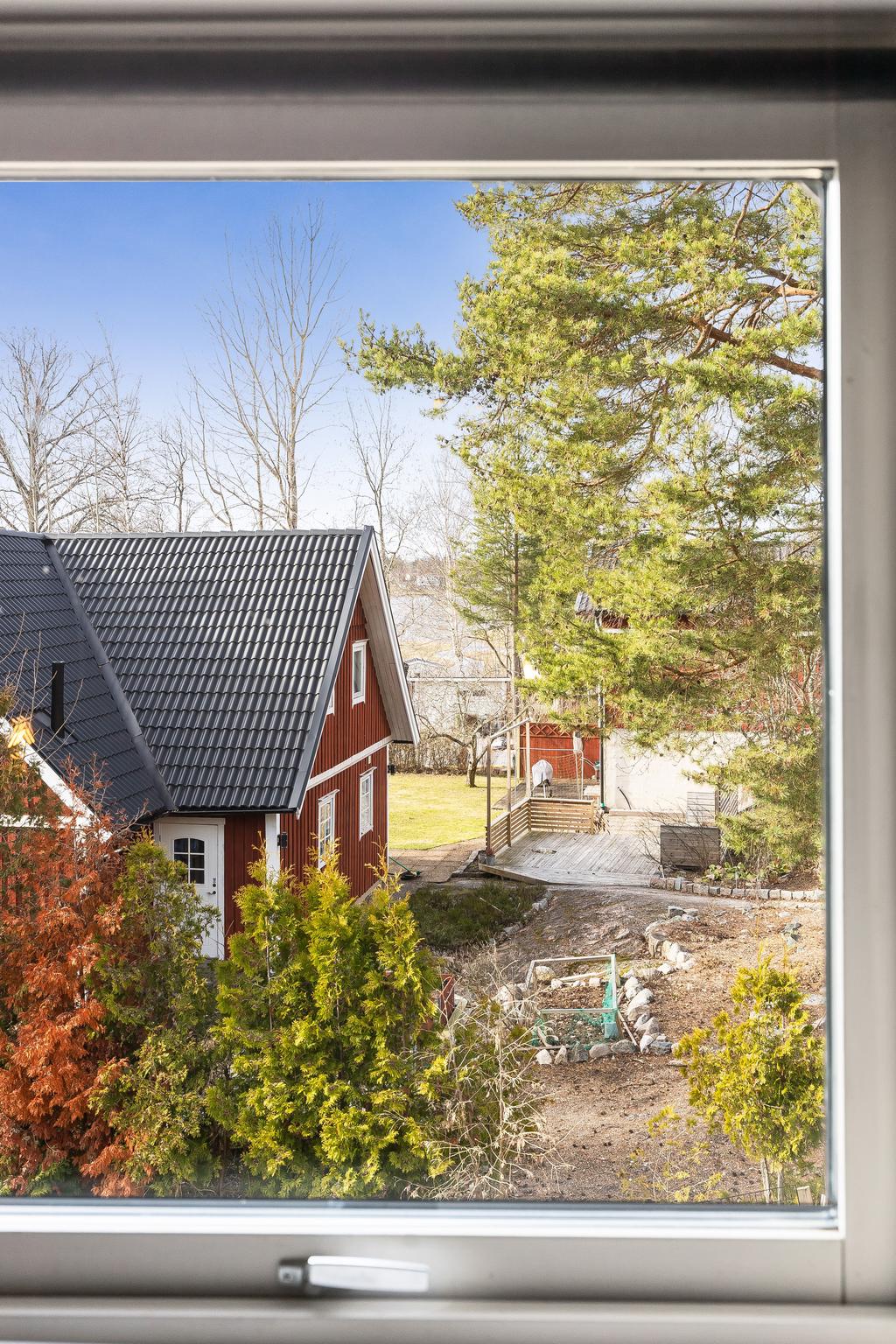 Sjöglimt från sovrum