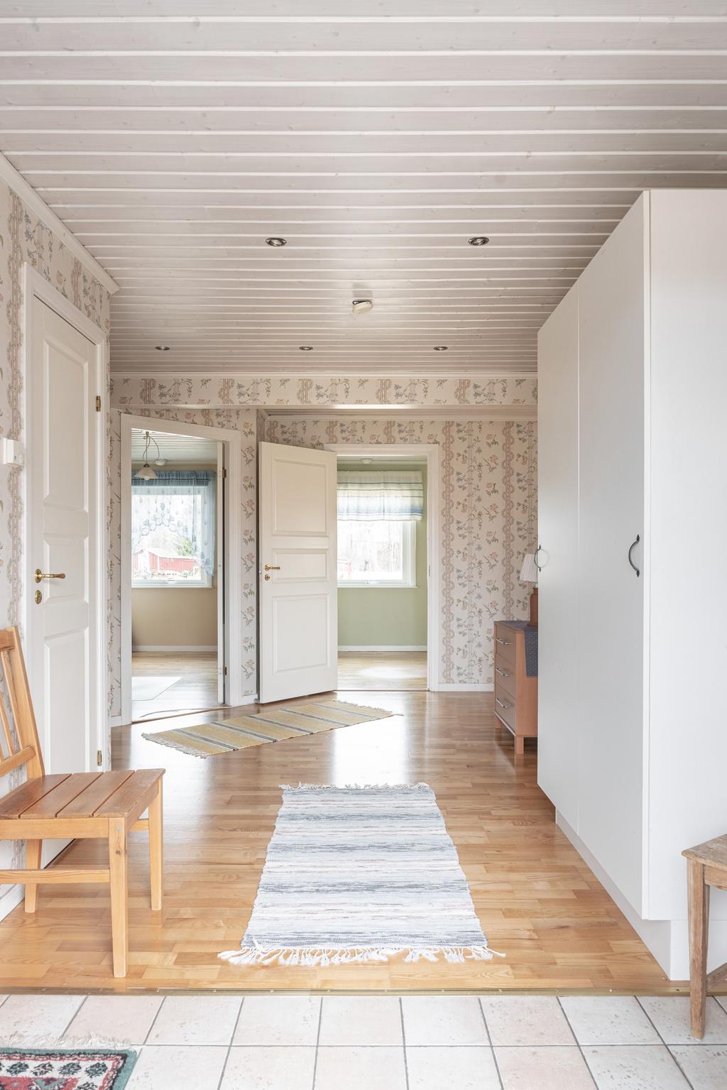 Rymlig entréhall