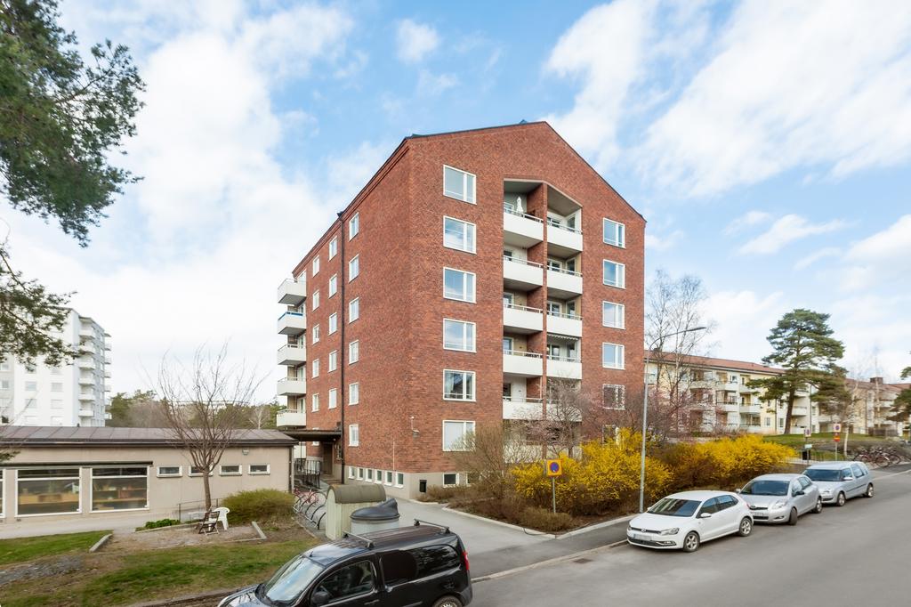 Högnäsvägen 5 på Näset, entréfasad
