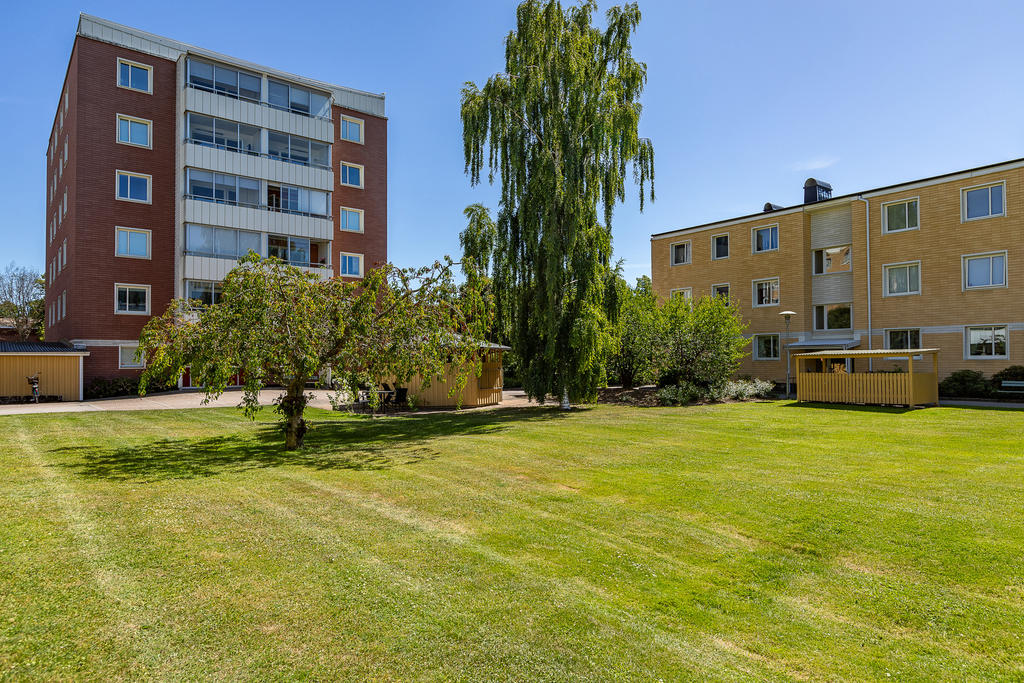 Välrenoverad 3:a på fjärde våningen