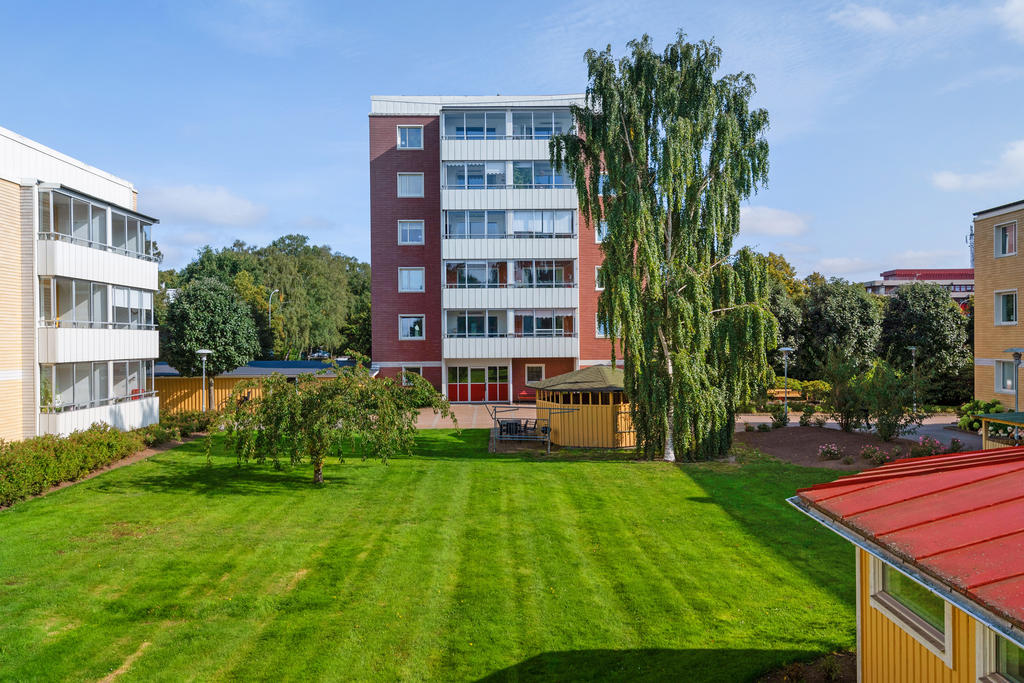 Välvårdad innergård