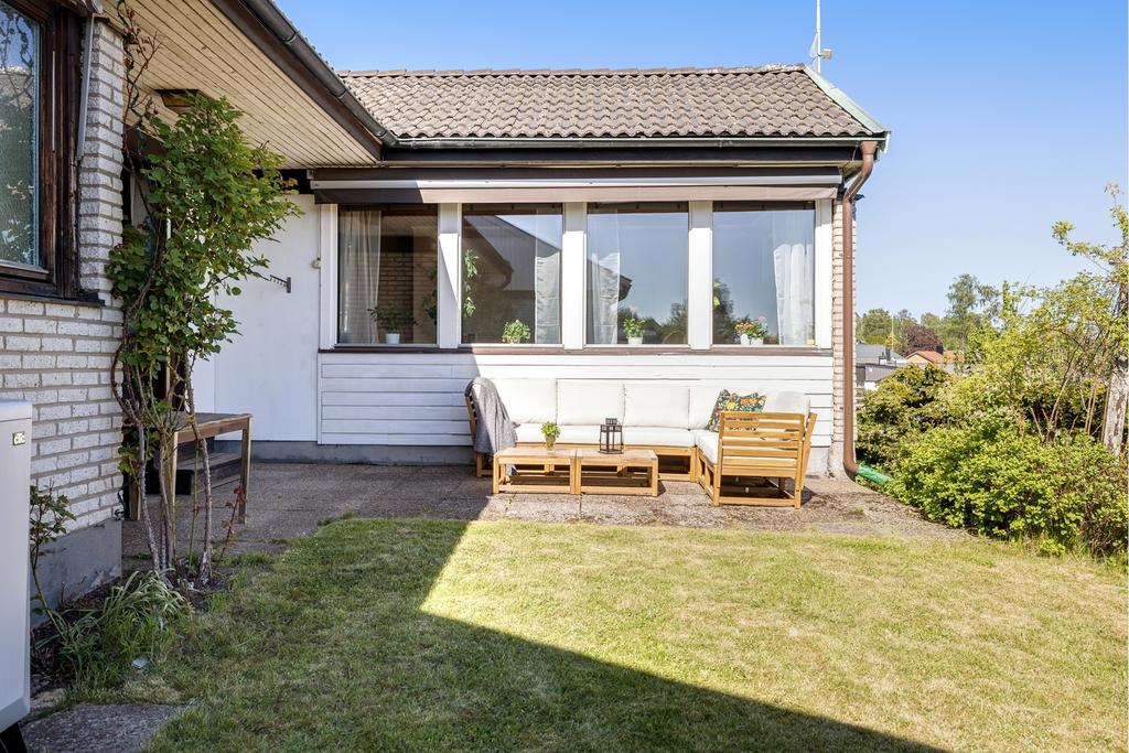 Uteplats i söderläge.