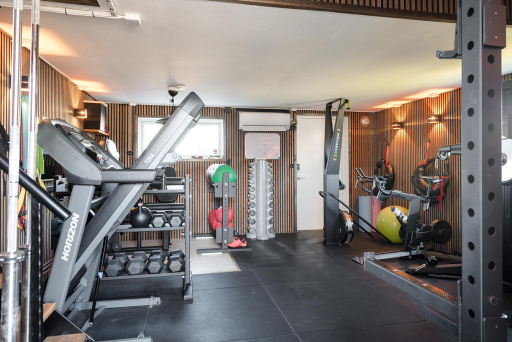 Gym, före detta garage.