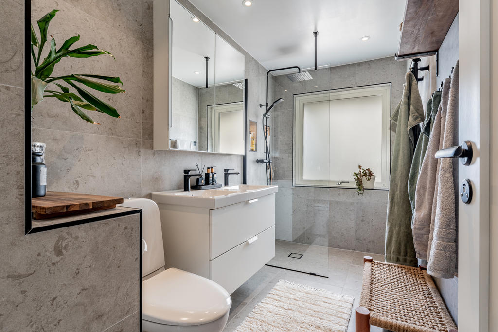 Nyrenoverad badrum (2024)