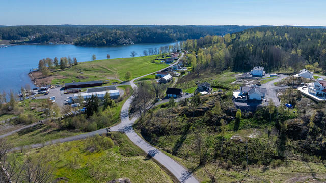 Naturnära tomt i Valdemarsvik