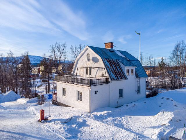 Roslingsvägen 17