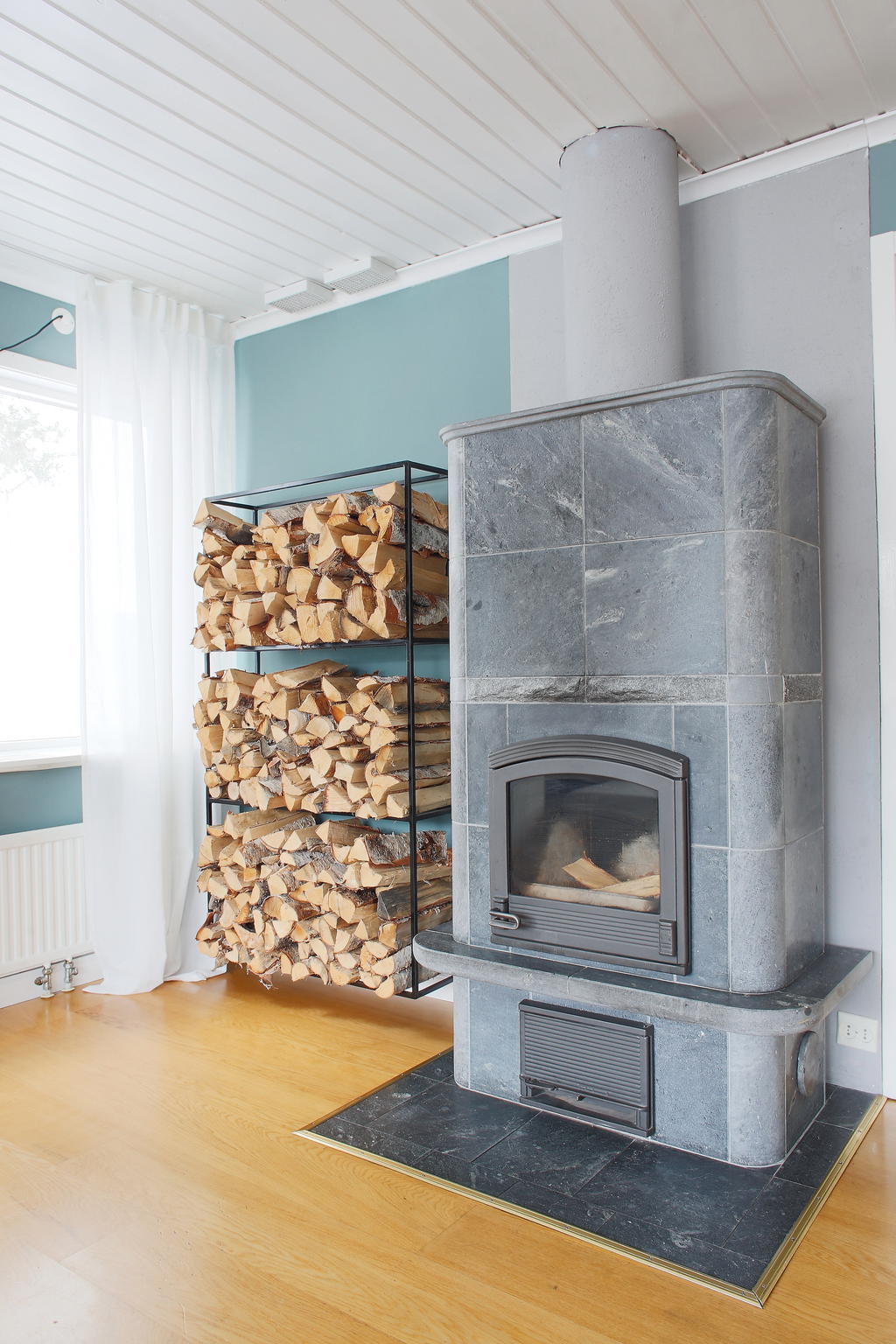 Tulikivispis installerades av tidigare ägare cirka 2005