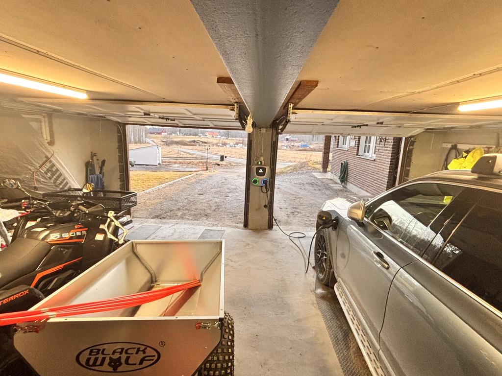 Garage - Säljarens egna bild