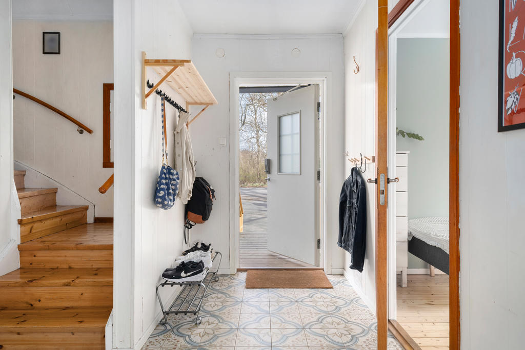 Entré med hall