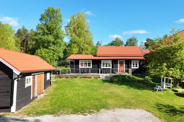 Trevligt bostadshus i 1,5 plan