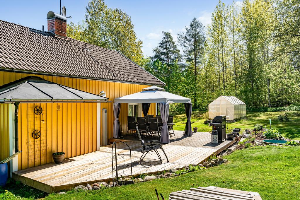 Altan med kvällssol