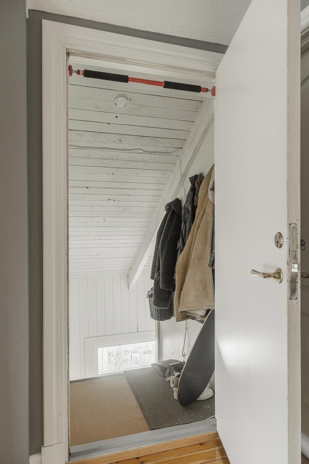 Ingången på övre plan