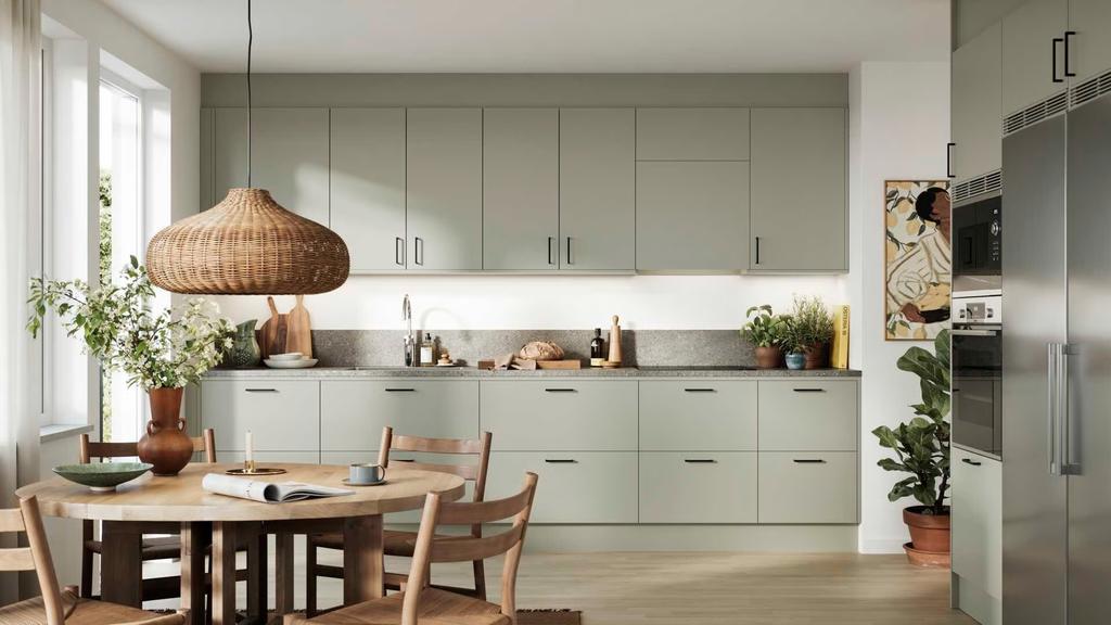 När du köper en ny bostad från Riksbyggen ingår en inredning som är noggrant utvald för att vara både snygg, funktionell och hållbar över tid. Vi kallar den Riksbyggen Signatur – stilrena material, harmoniska färger och smarta lösningar som gör att du kan känna dig hemma direkt.
