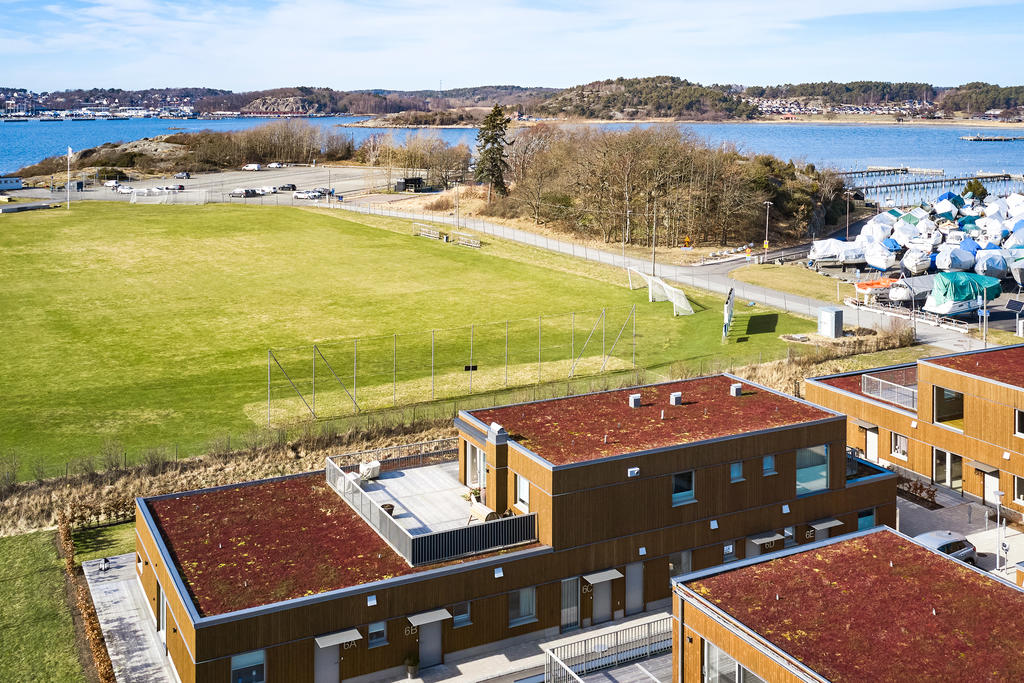 Badrocksavstånd till salta bad!