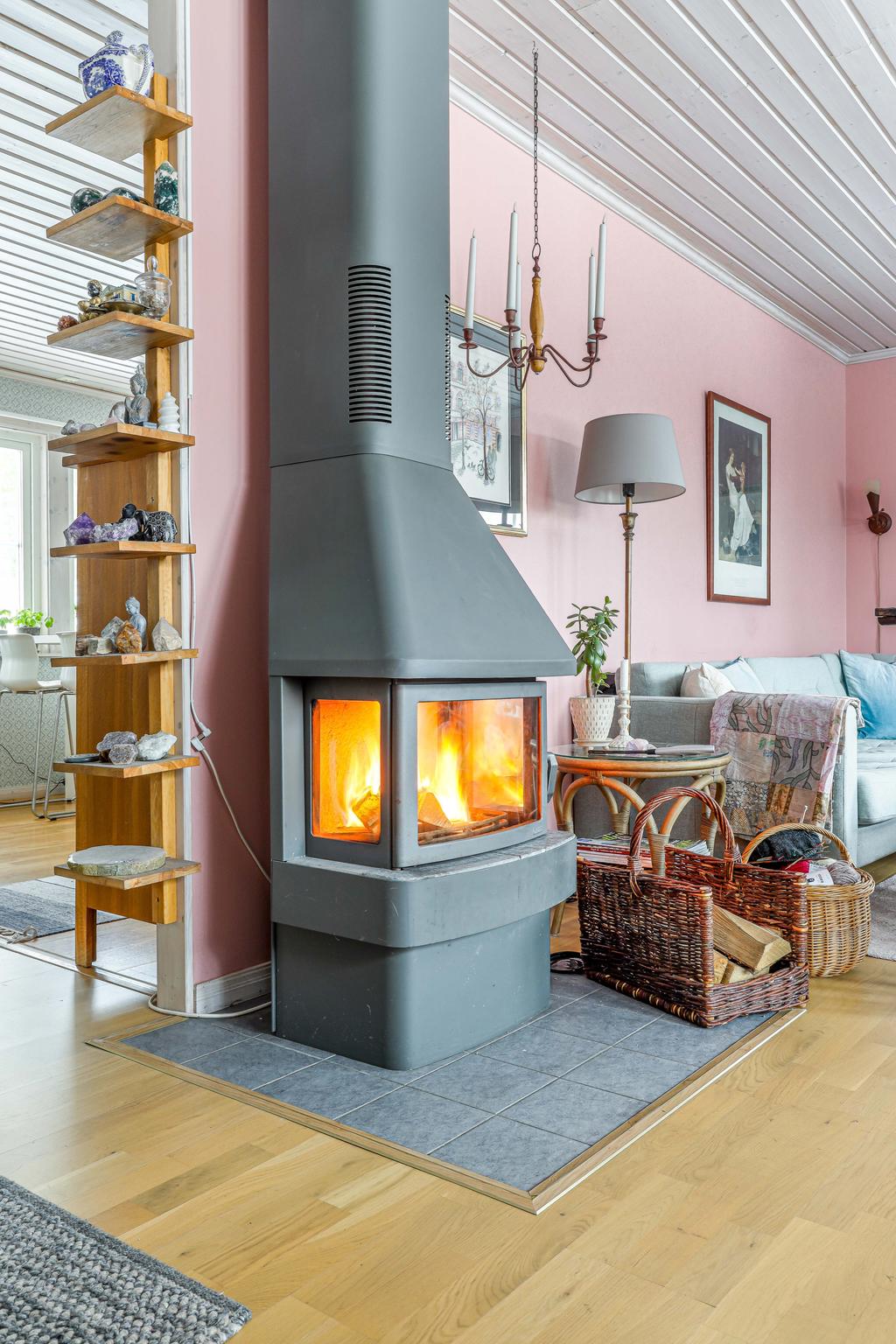 Snygg Contura kamin