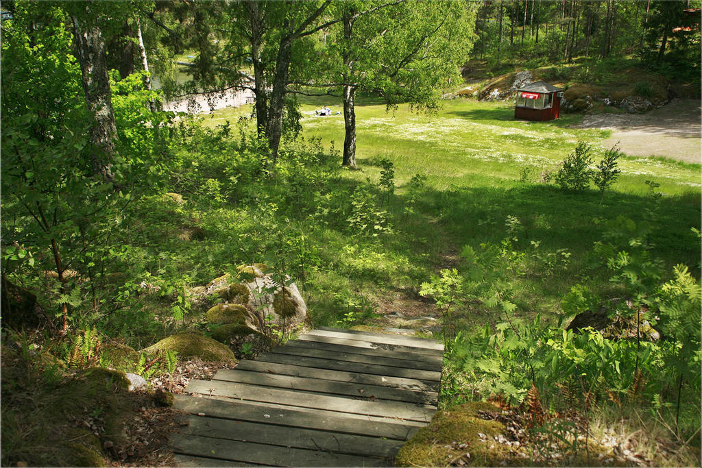 Trappa ner från fastigheten
(Foto: Peter Lundström)