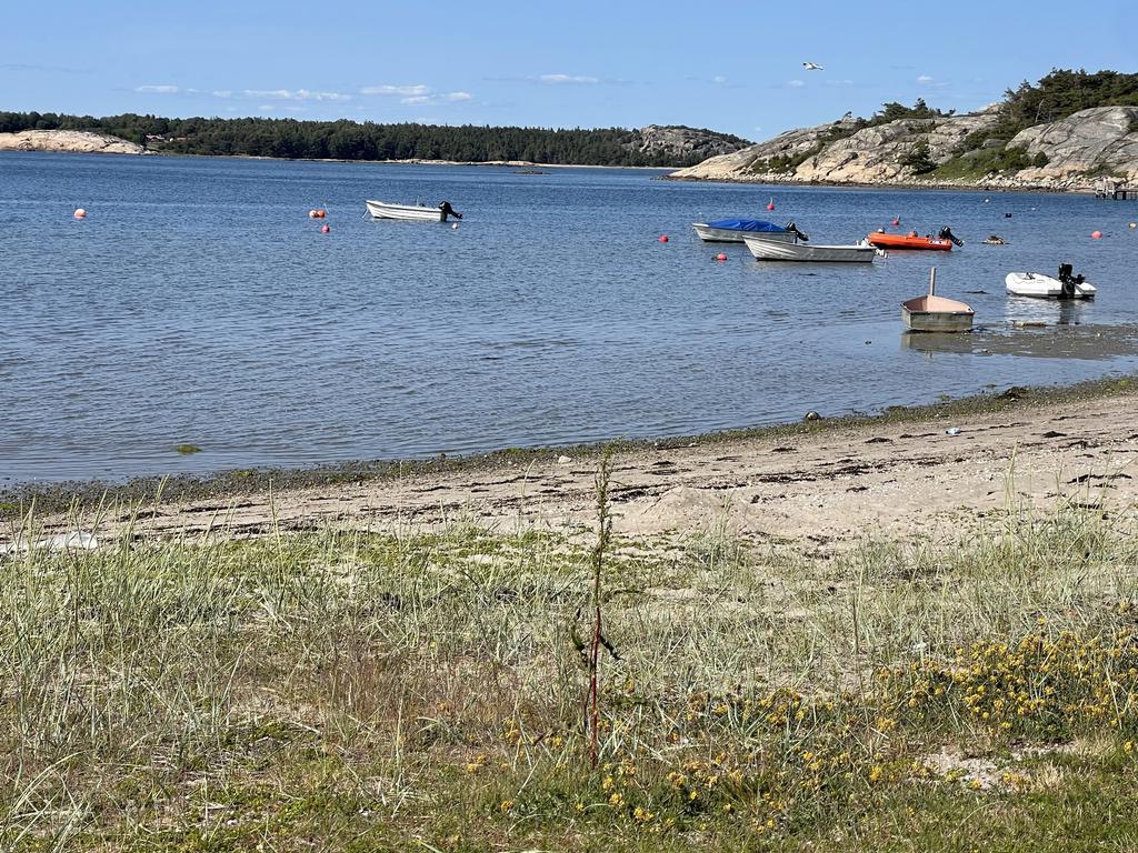 Kyrkviken sandstrand.
