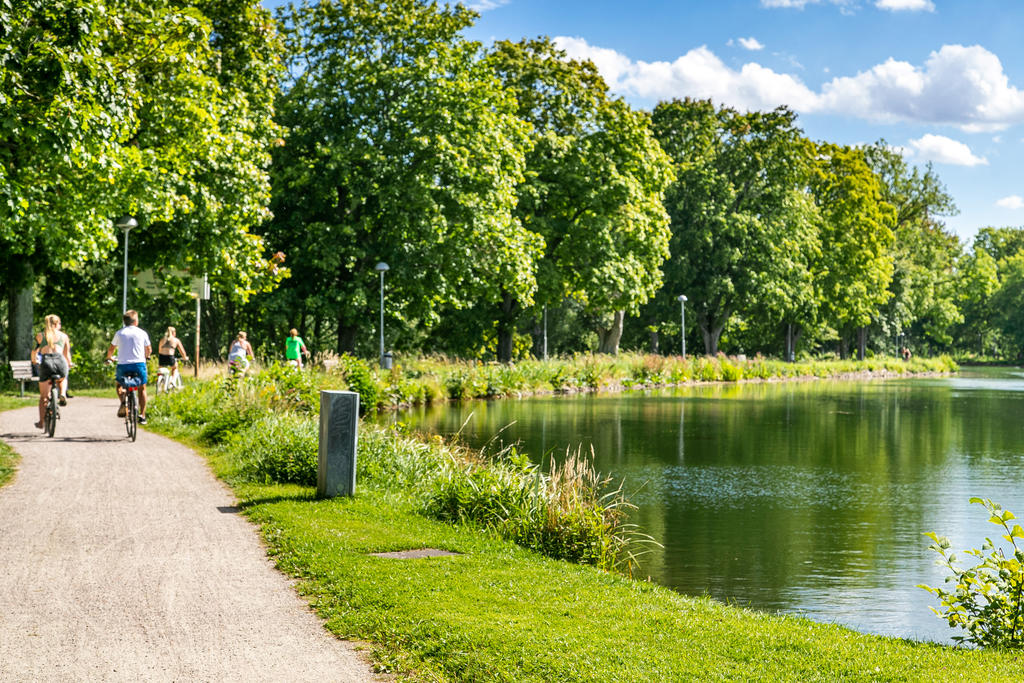 Göta Kanal med kanalbankens strövområden