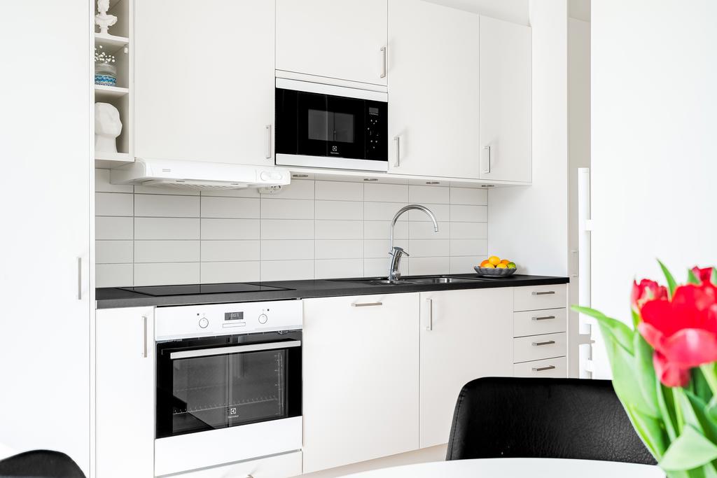 Kök i vitt med vitvaror från Electrolux