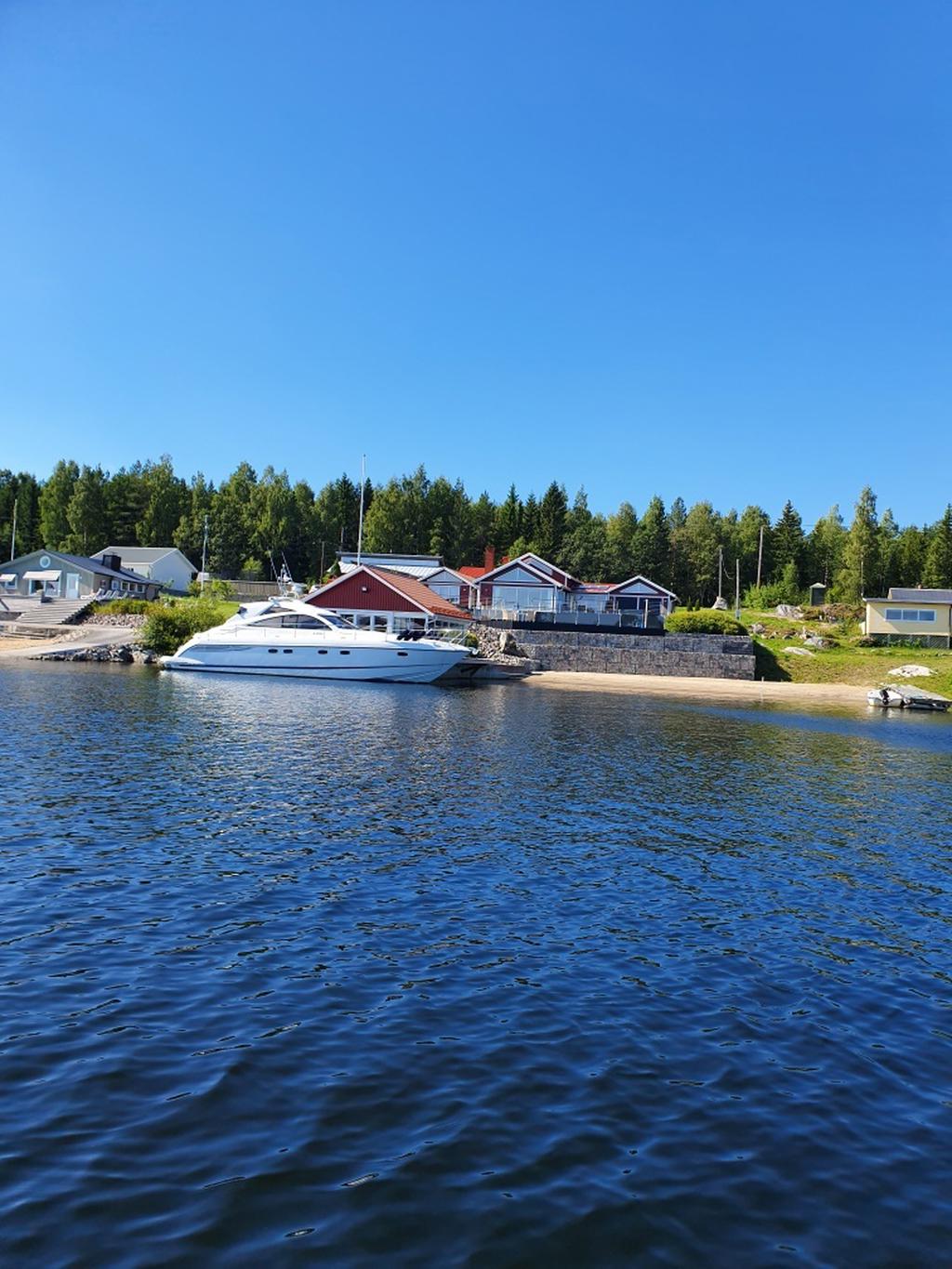 Säljarens privata sommarbilder