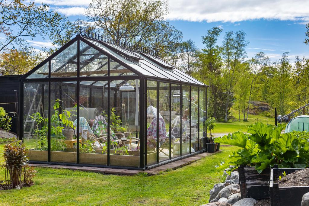 Otroligt fint växthus från VillabGarden.