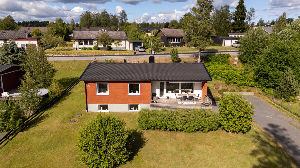 Välkommen till Falköpingsvägen 20, Mullsjö