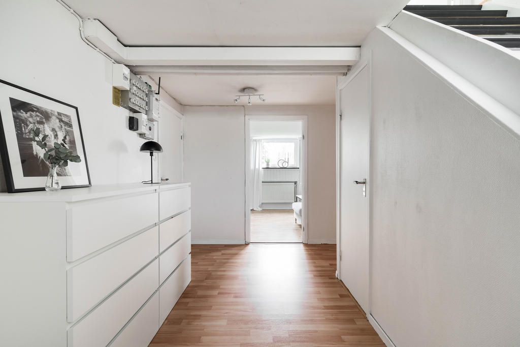 Hall i källarplan