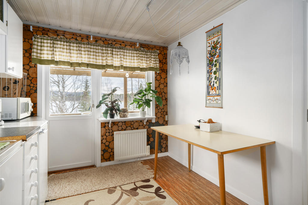 Hus 2