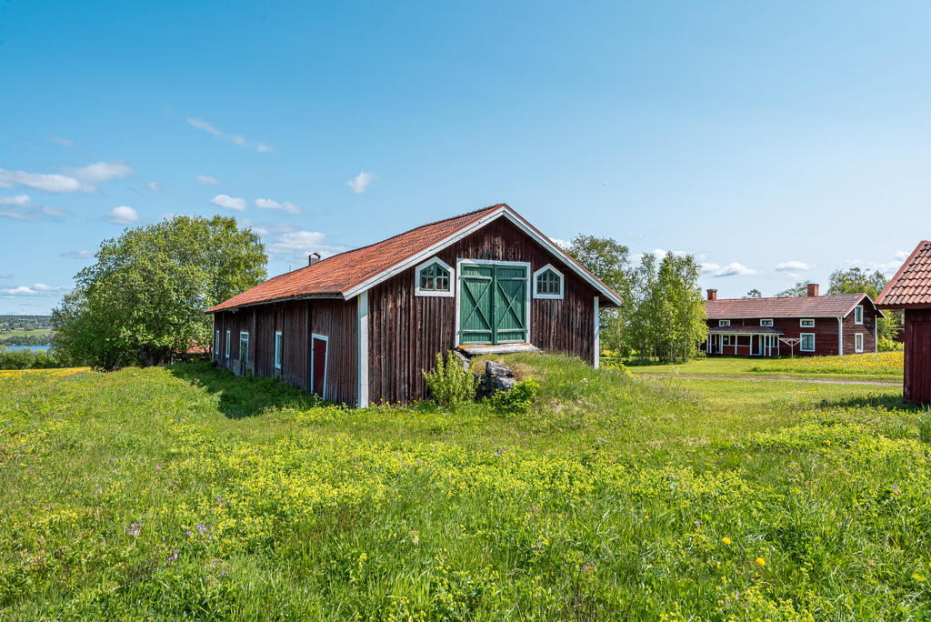 Ladugården
