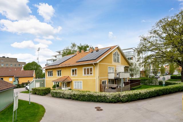 Vy mot huset