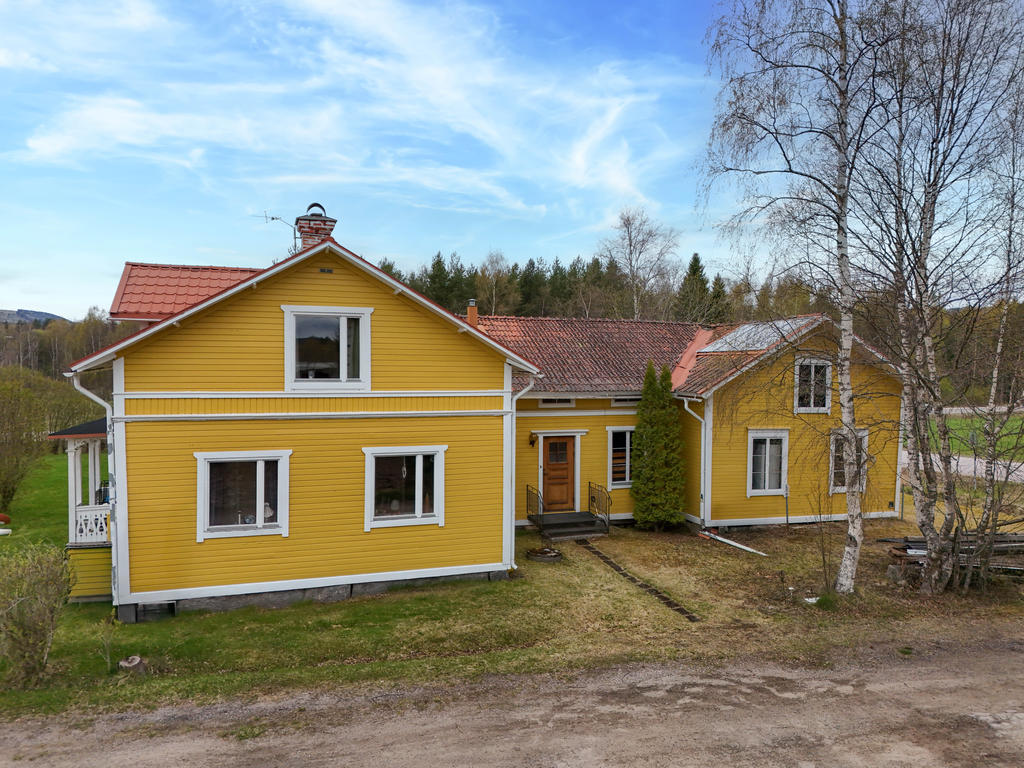 Fasad i öst.
