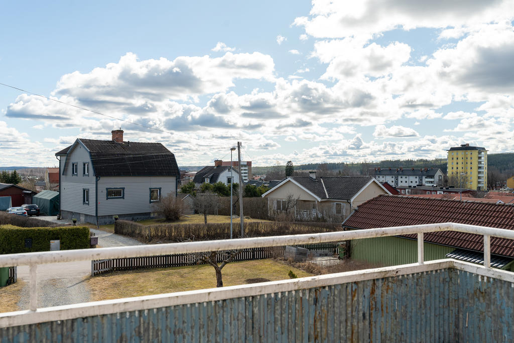 Utiskt från balkong