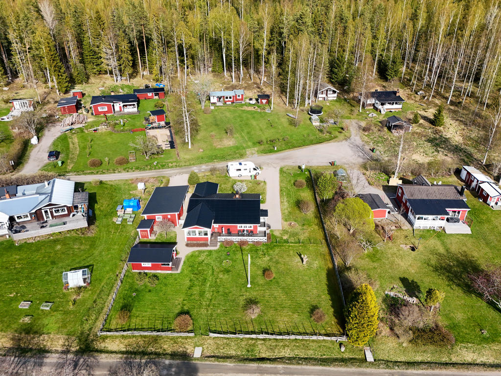 Vy över tomten.