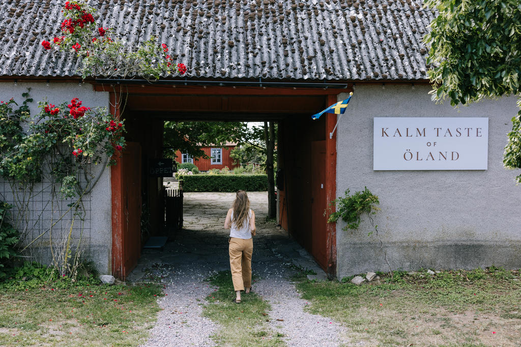 Mysiga Kalm Taste i Kaslösa -alexander hall - oland.se