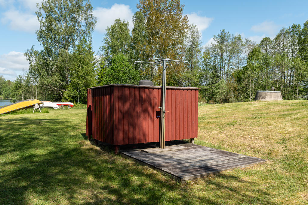 Dusch på badplatsen