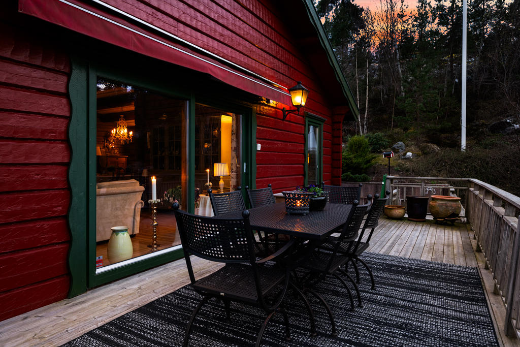 Gavelsida i skymning