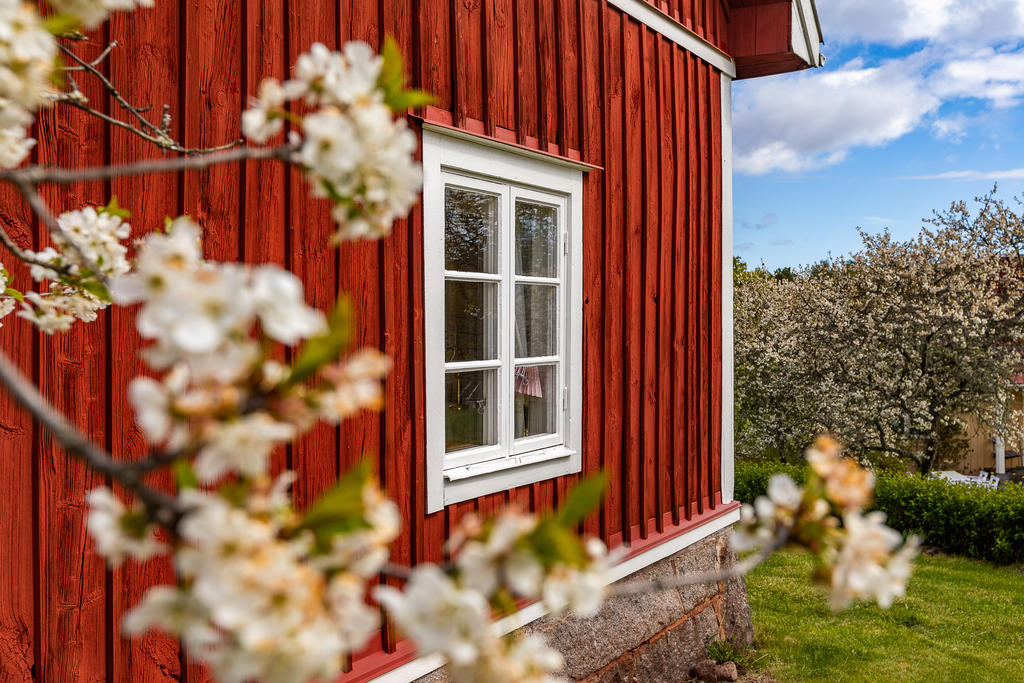 Grindstugans västra sida