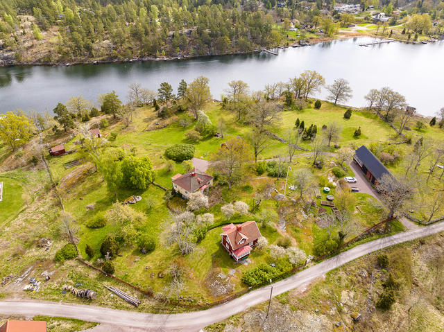 En mycket välskött skärgårdsfastighet!