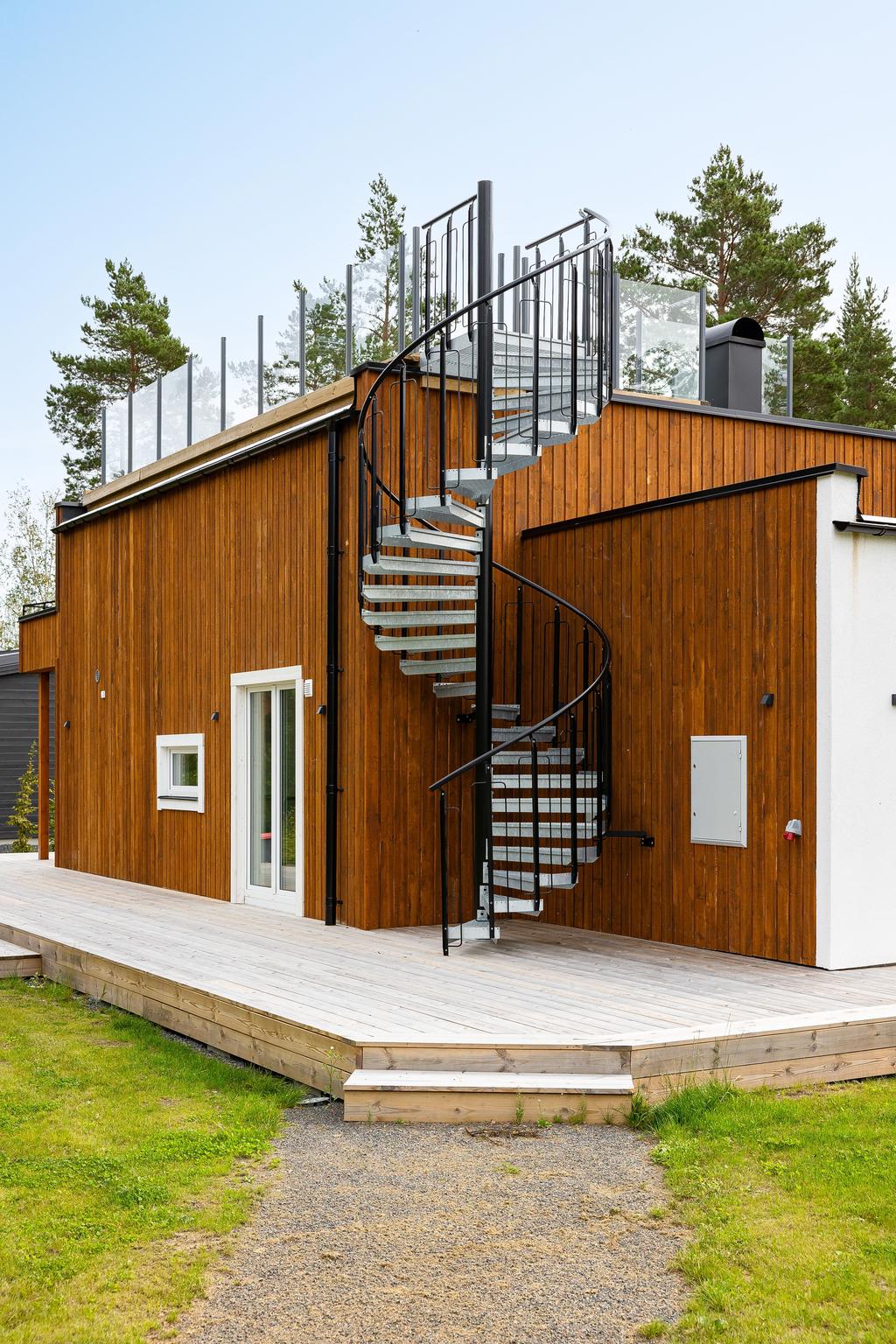 Spiraltrappa upp till takterass