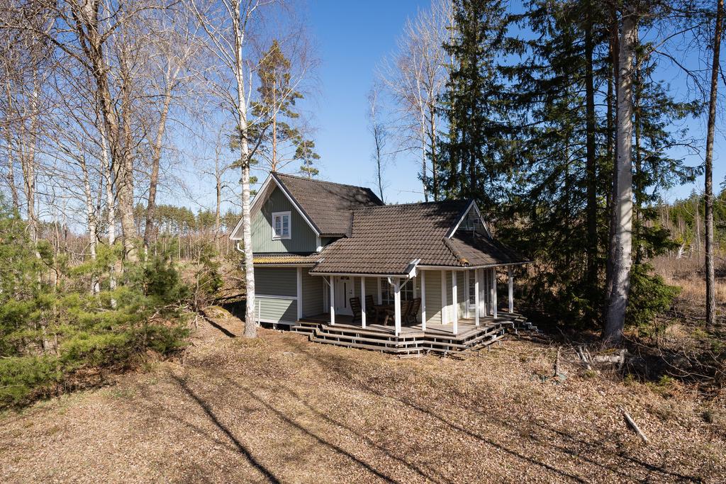 Glanstrandsvägen 6