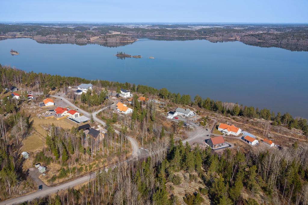 Stor tomt om 2252 kvm 