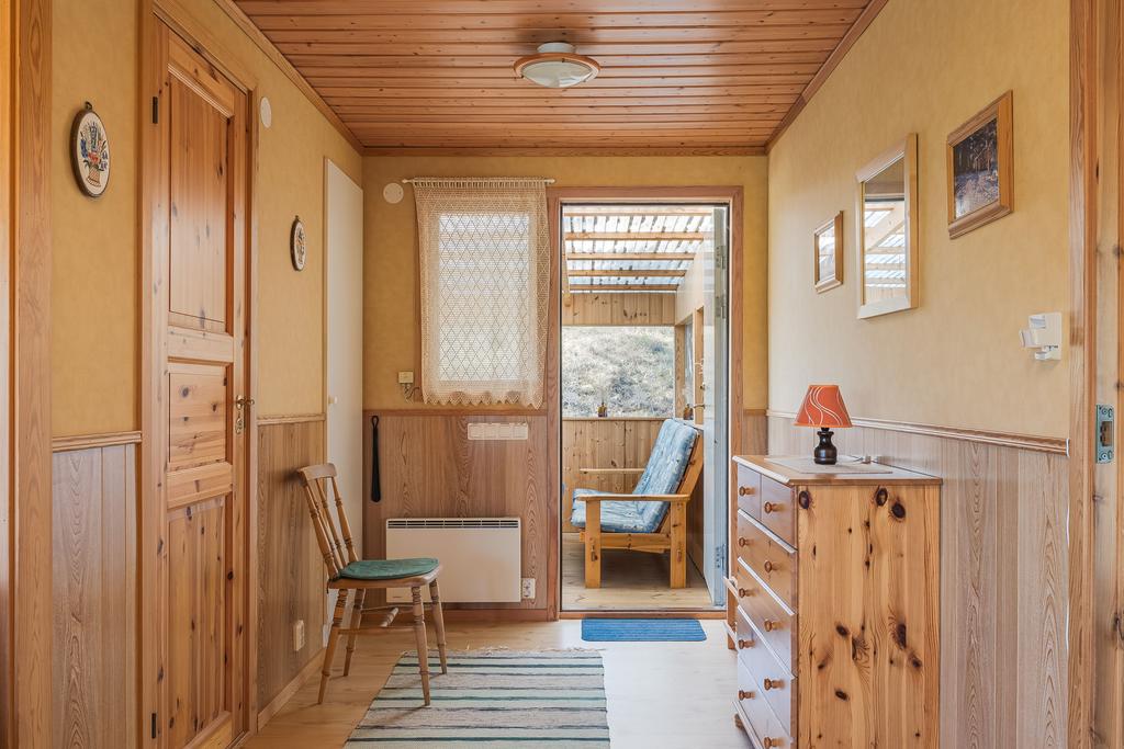 Hall med uterummet utanför