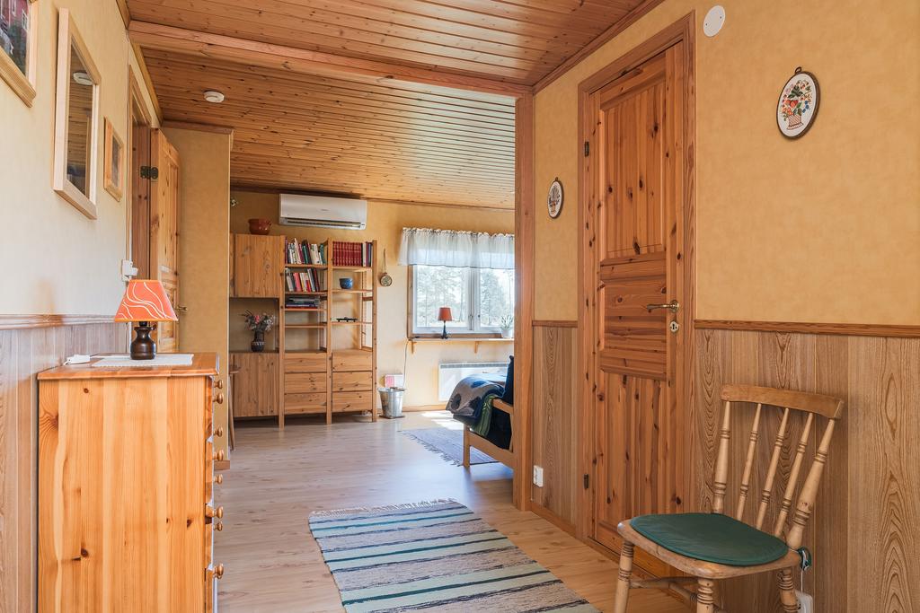 Hall mot vardagsrum