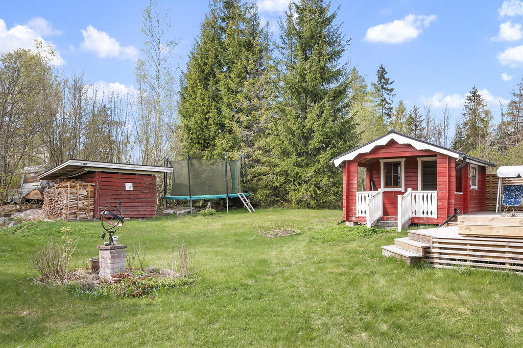Stor trädgårdstomt 