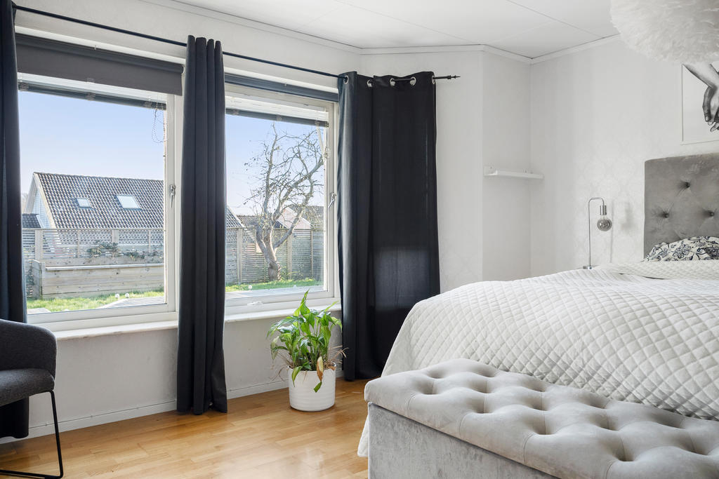 Sovrum 4 med burspråk