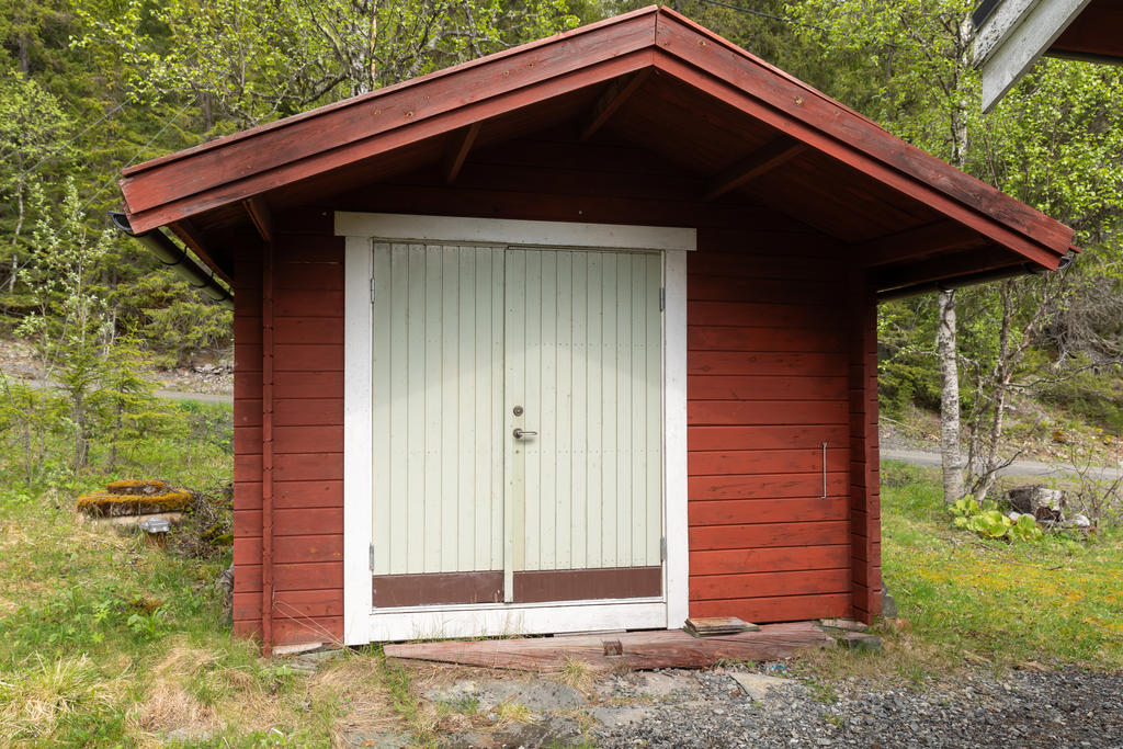 Förrådsbyggnad för all aktivitetsutrustning.