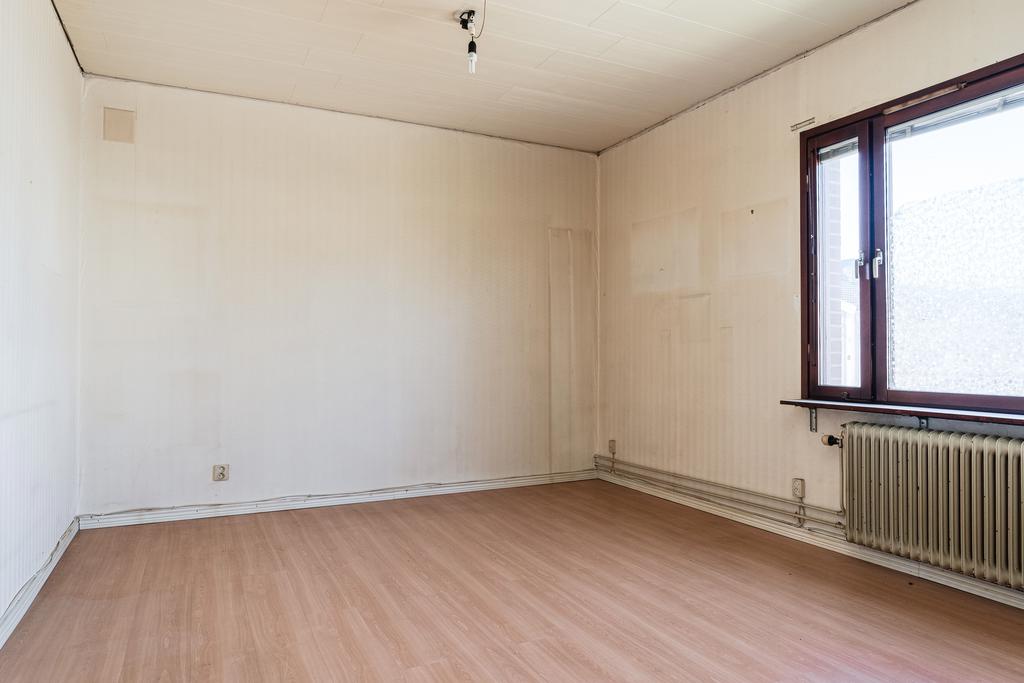 Lägenheten är i behov av renovering